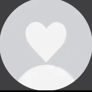 Meet your Posher, Adriana